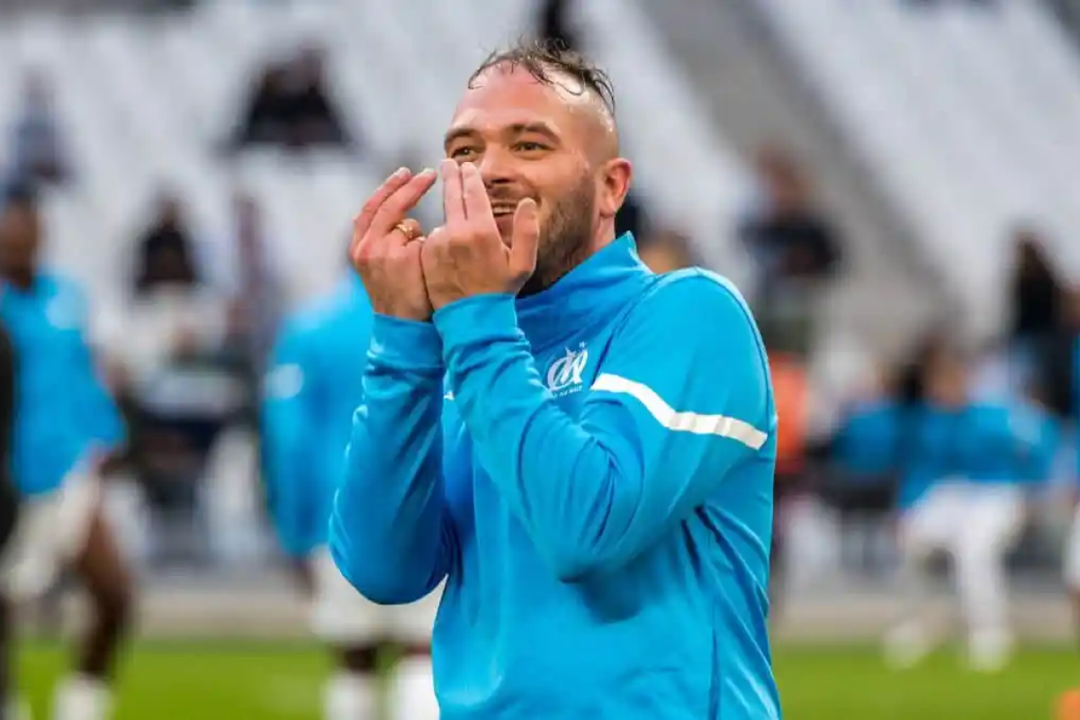 Restez dans le coup : voici les tubes qui rythment l'été de votre ado 🎶